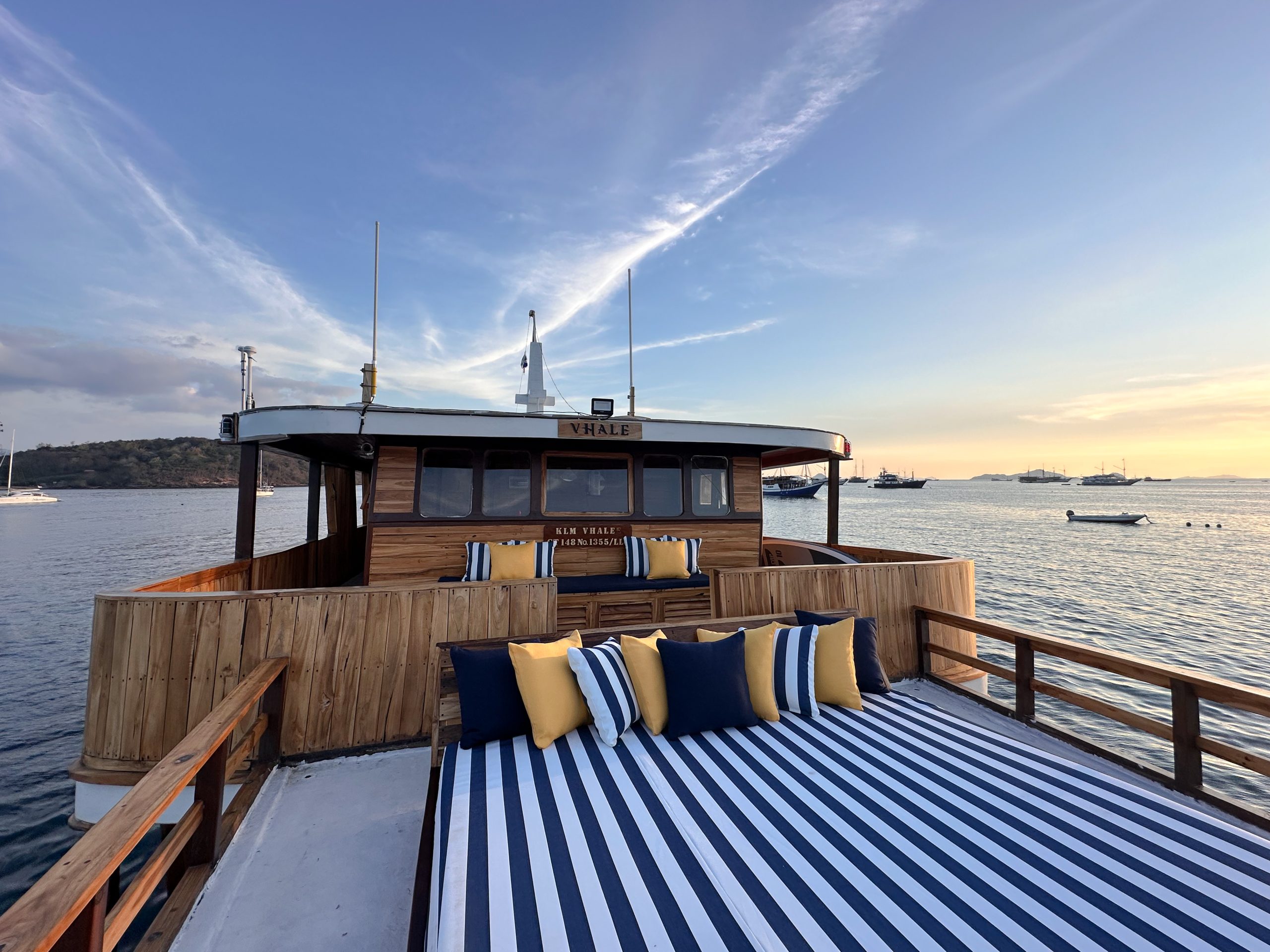 Sailortrip Komodo Island Luxury Vhale 2