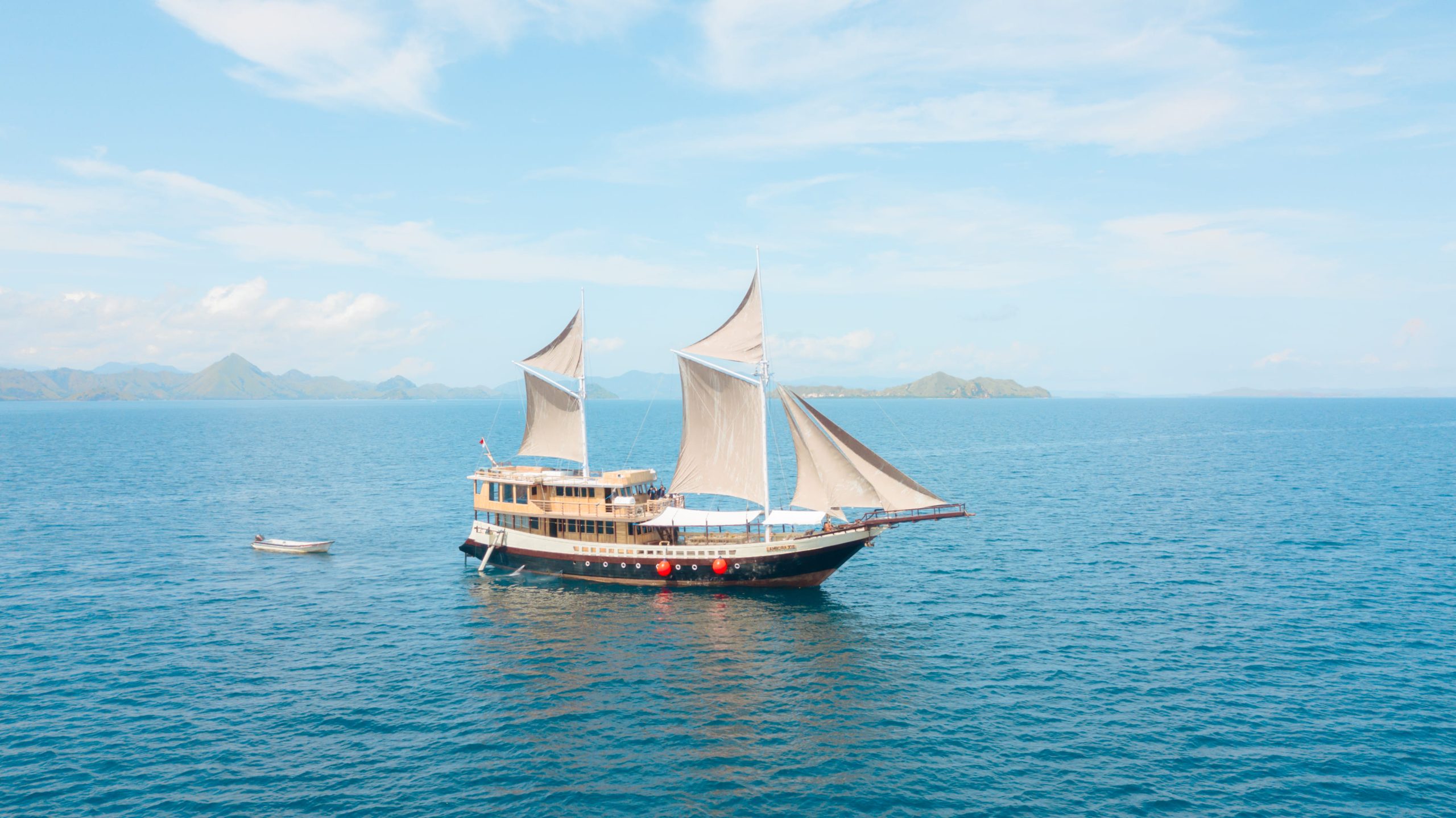 Komodo Island-Luxury Lamborajo2-MASTER OCEAN - Image 3