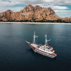 Komodo Island-Luxury Semesta-DELUXE SUITE