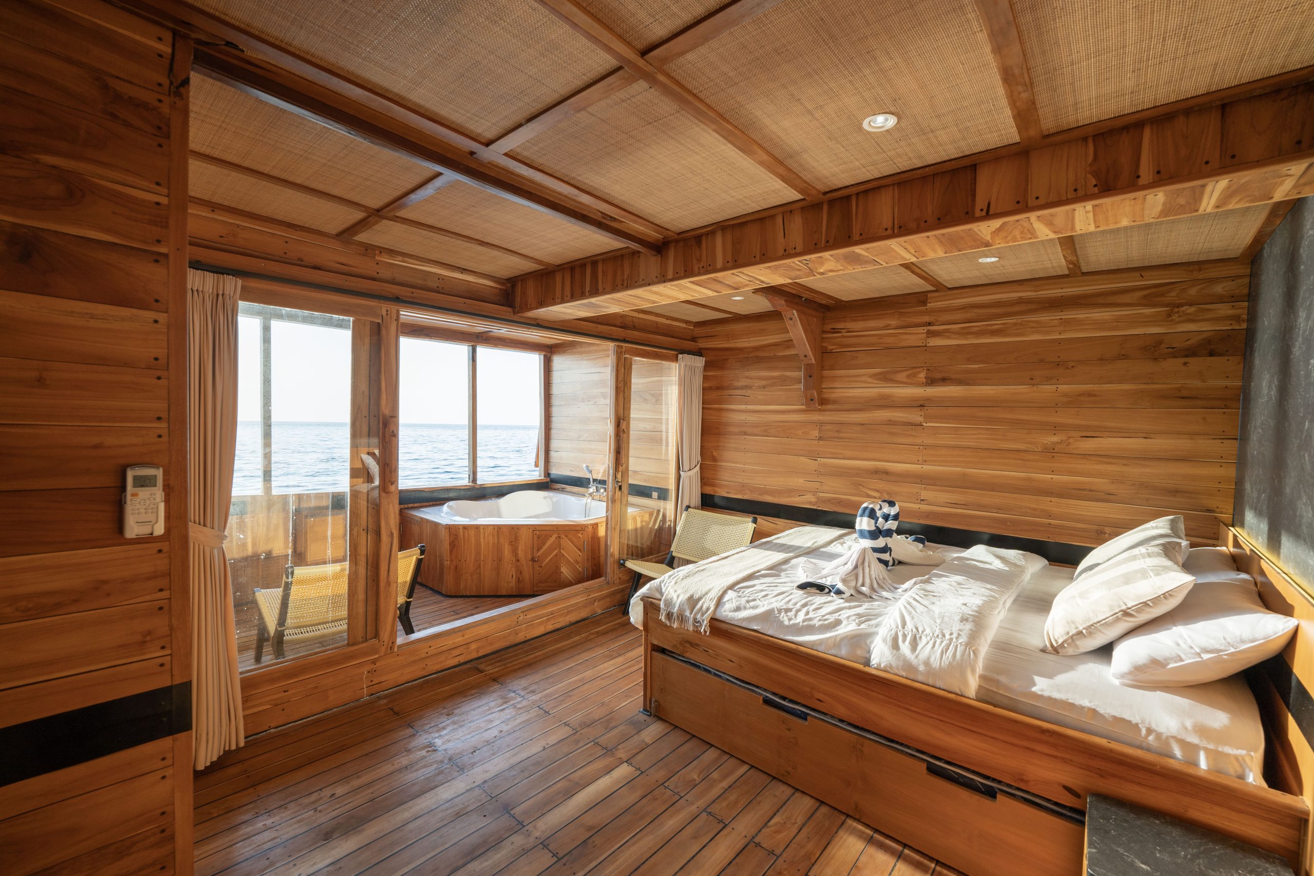 Luxury 11 - Image 5