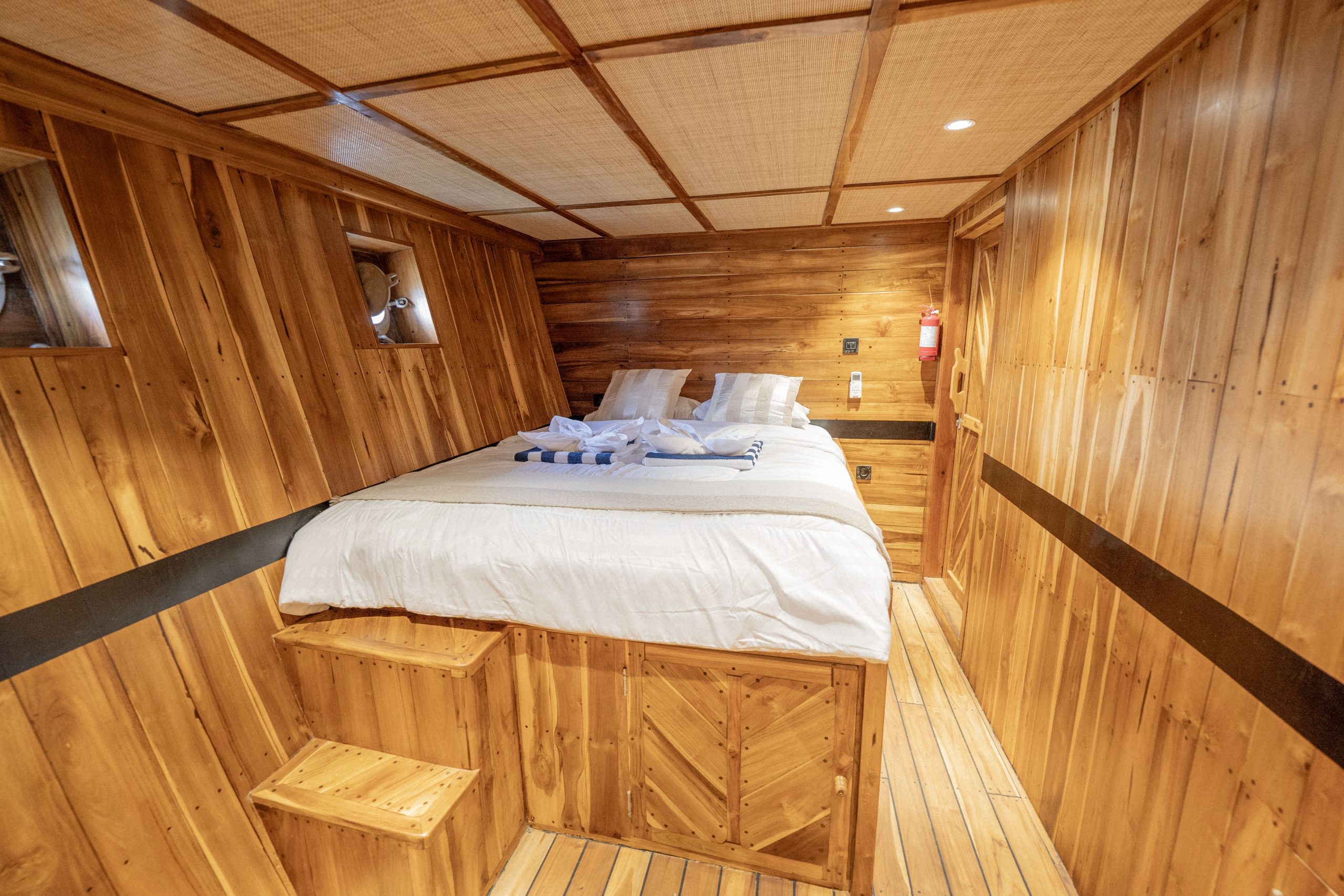 Luxury 11 - Image 4